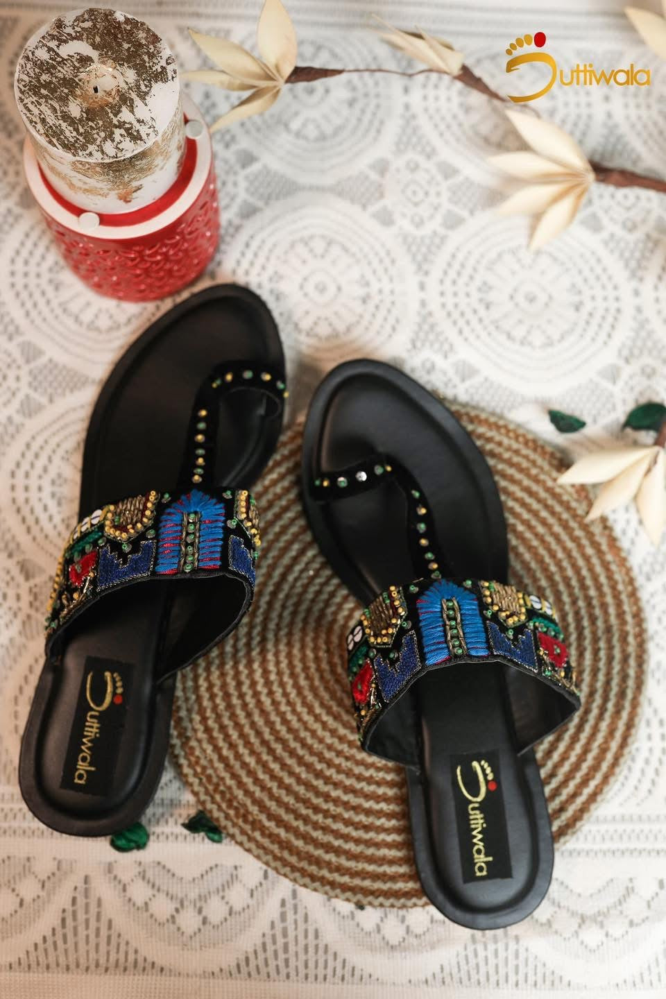 Black embroidered Kolhapuri