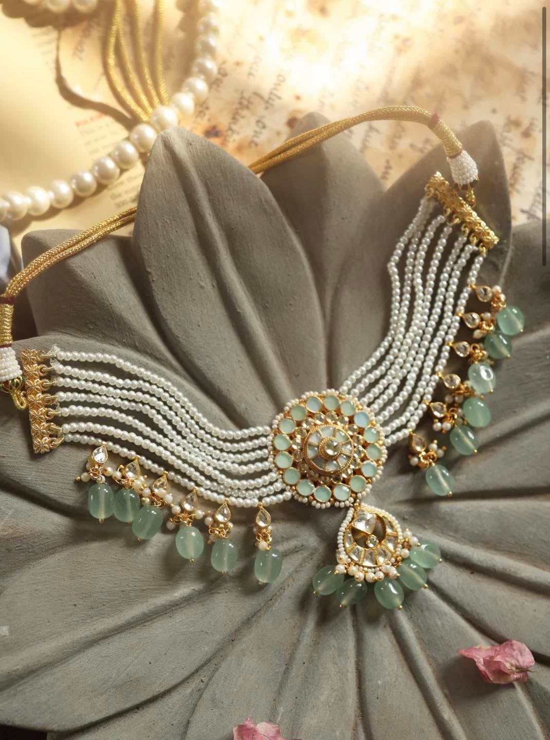 Alena Mint Green Choker